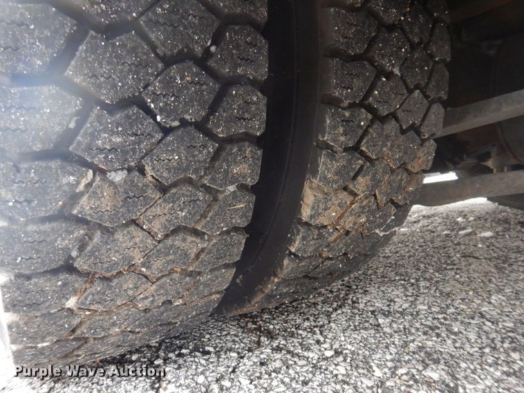 image for item DP0423 2010 Freightliner Business Class M2  ambulance