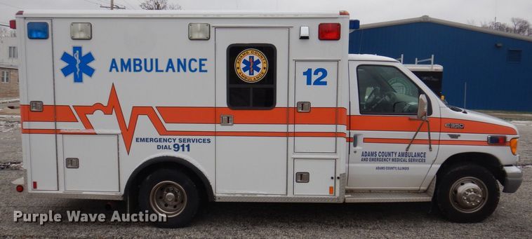 image for item DP0424 1999 Ford E350 Super Duty  ambulance