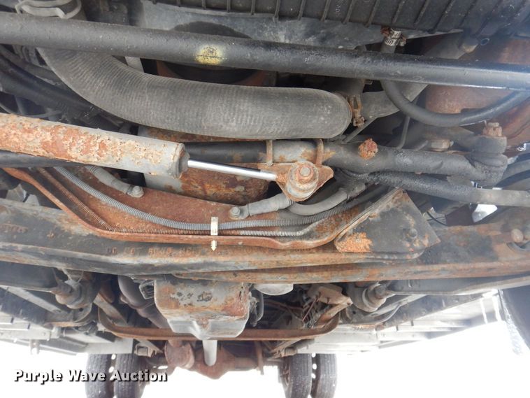 image for item DP0424 1999 Ford E350 Super Duty  ambulance