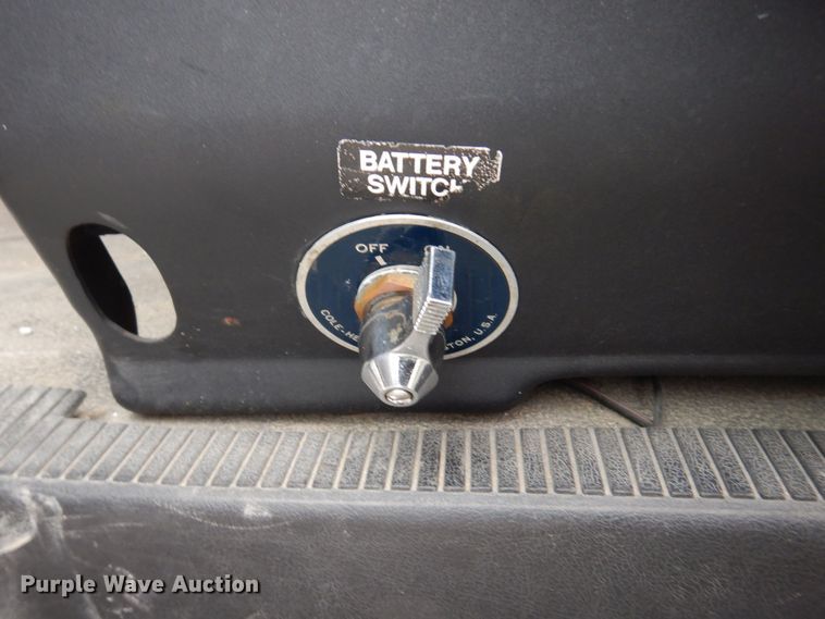 image for item DP0424 1999 Ford E350 Super Duty  ambulance