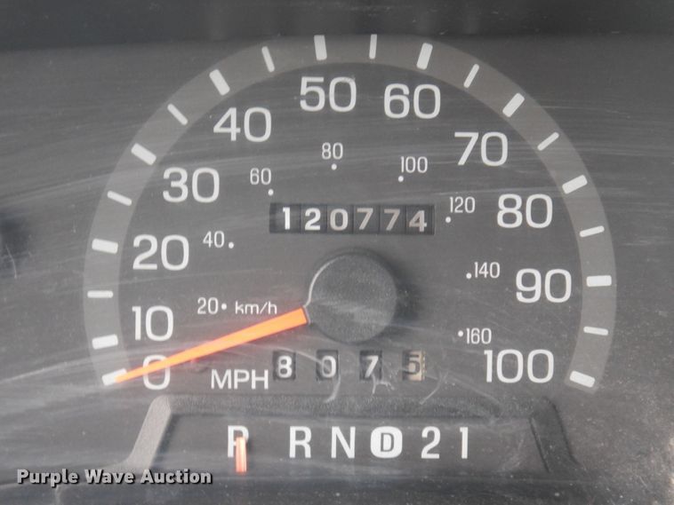 image for item DP0424 1999 Ford E350 Super Duty  ambulance