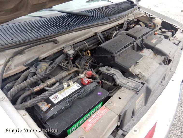 image for item DP0424 1999 Ford E350 Super Duty  ambulance