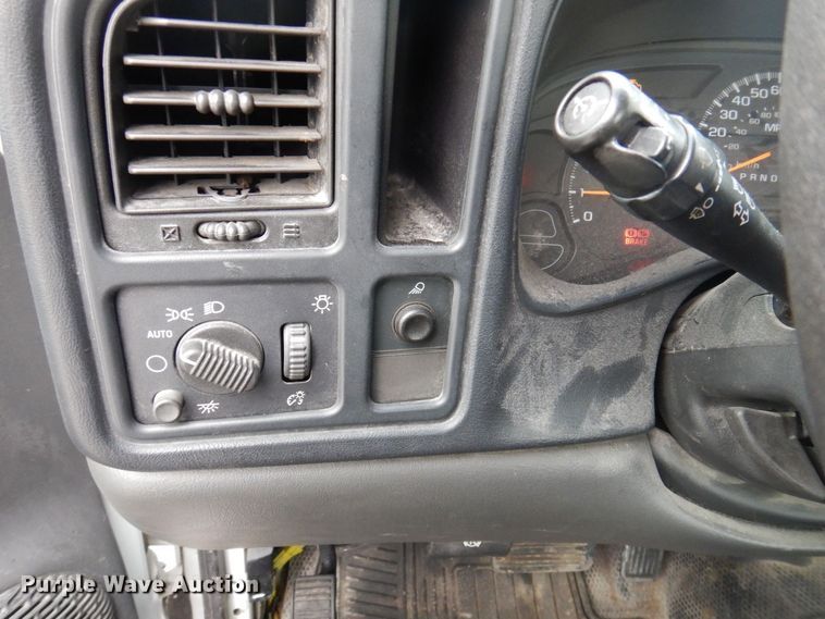 image for item DP0425 2006 Chevrolet Silverado 1500  pickup truck