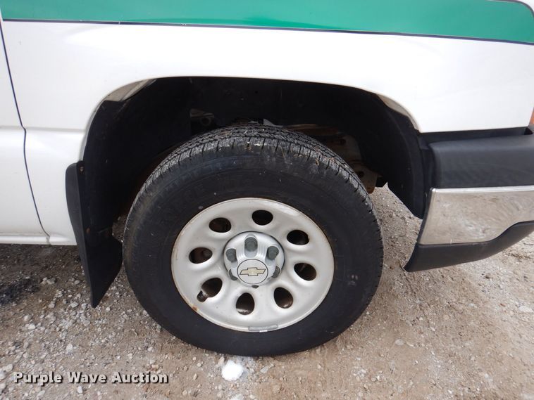 image for item DP0425 2006 Chevrolet Silverado 1500  pickup truck