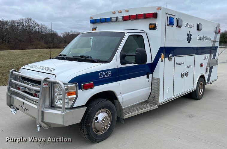 image for item DP0447 2013 Ford E450  ambulance