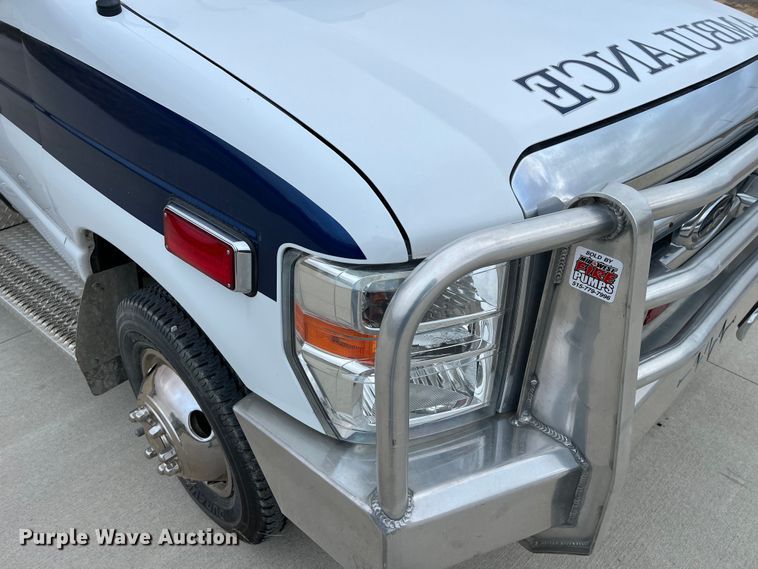 image for item DP0447 2013 Ford E450  ambulance