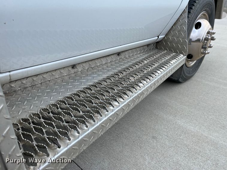 image for item DP0447 2013 Ford E450  ambulance