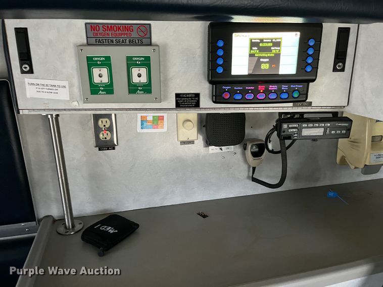 image for item DP0447 2013 Ford E450  ambulance