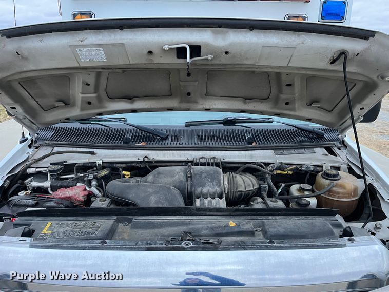 image for item DP0447 2013 Ford E450  ambulance