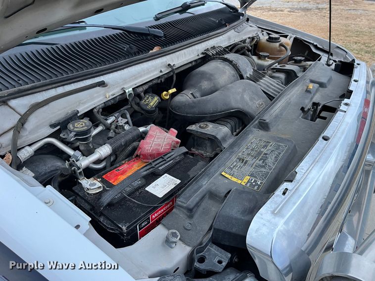 image for item DP0447 2013 Ford E450  ambulance