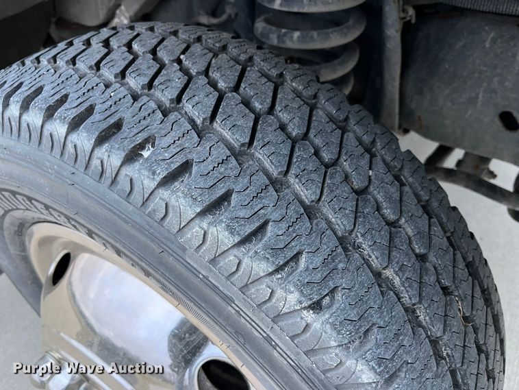 image for item DP0447 2013 Ford E450  ambulance