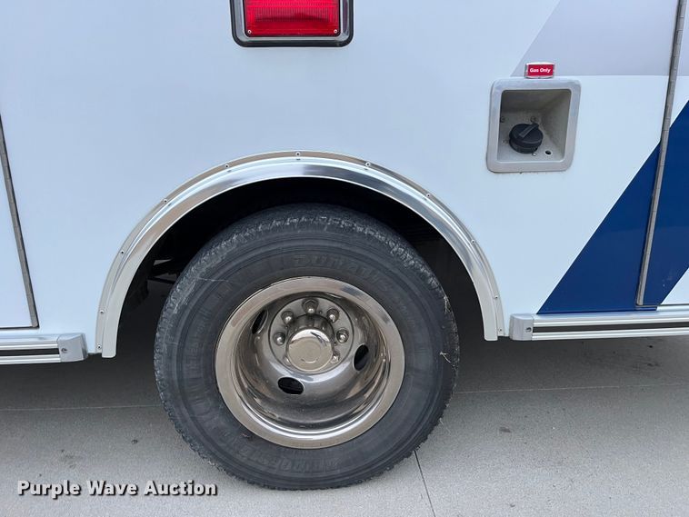 image for item DP0447 2013 Ford E450  ambulance