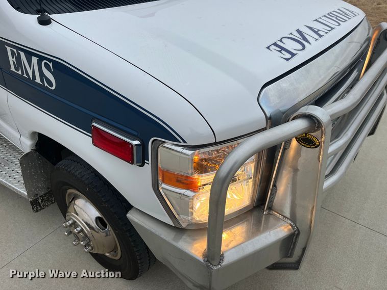 image for item DP0448 2017 Ford E450  ambulance