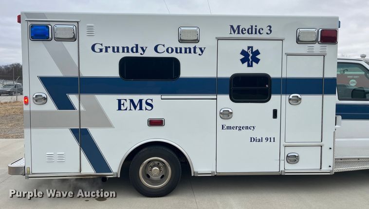 image for item DP0448 2017 Ford E450  ambulance