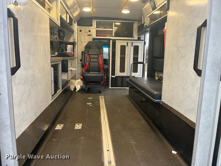 image for item DP0448 2017 Ford E450  ambulance