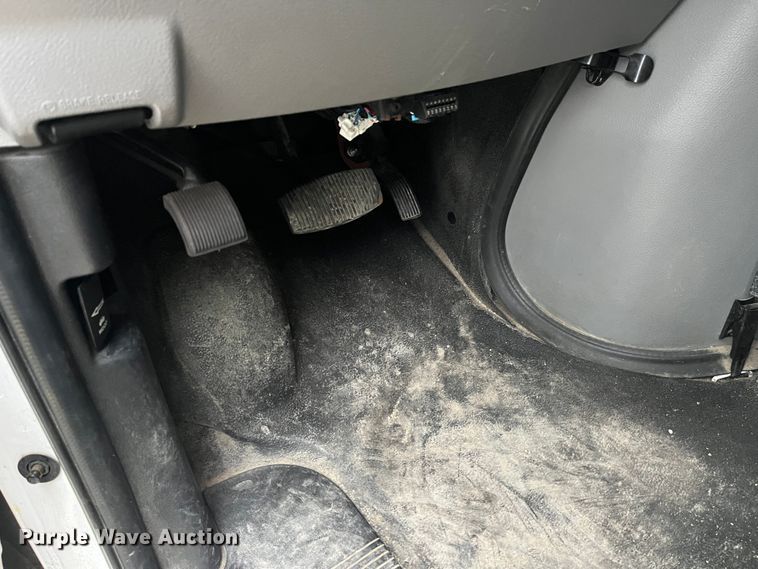 image for item DP0448 2017 Ford E450  ambulance