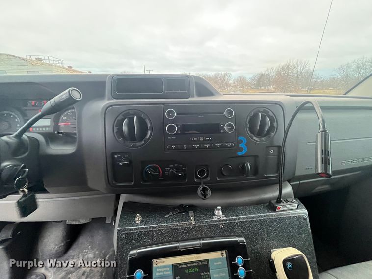 image for item DP0448 2017 Ford E450  ambulance