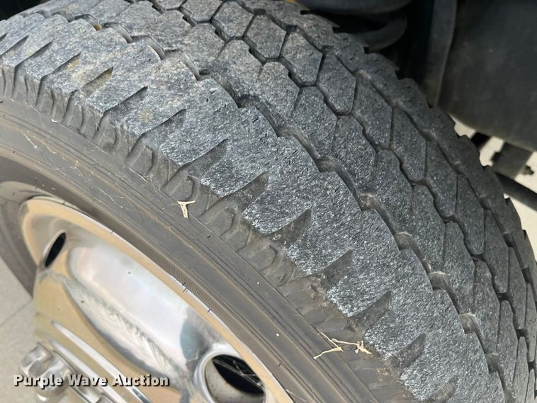 image for item DP0448 2017 Ford E450  ambulance