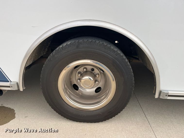 image for item DP0448 2017 Ford E450  ambulance