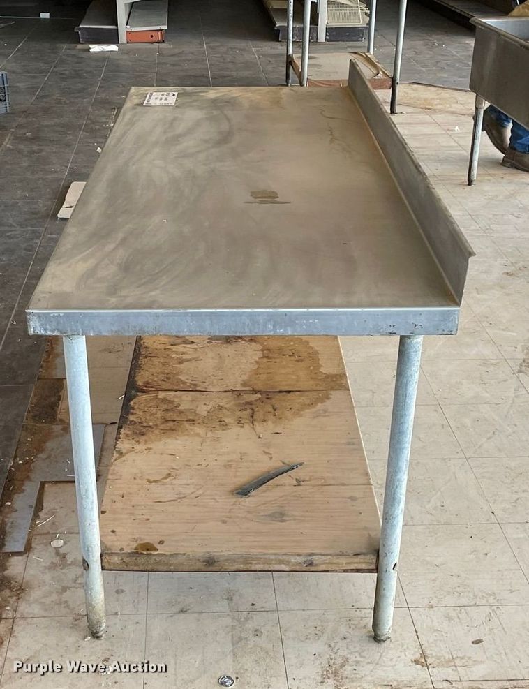 image for item DR2081 Stainless steel table