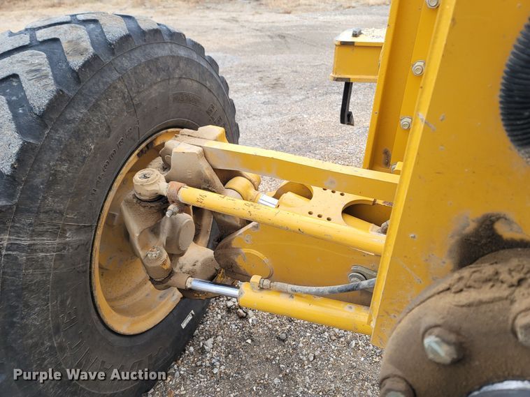 image for item DR3360 2012 John Deere 770G  motor grader