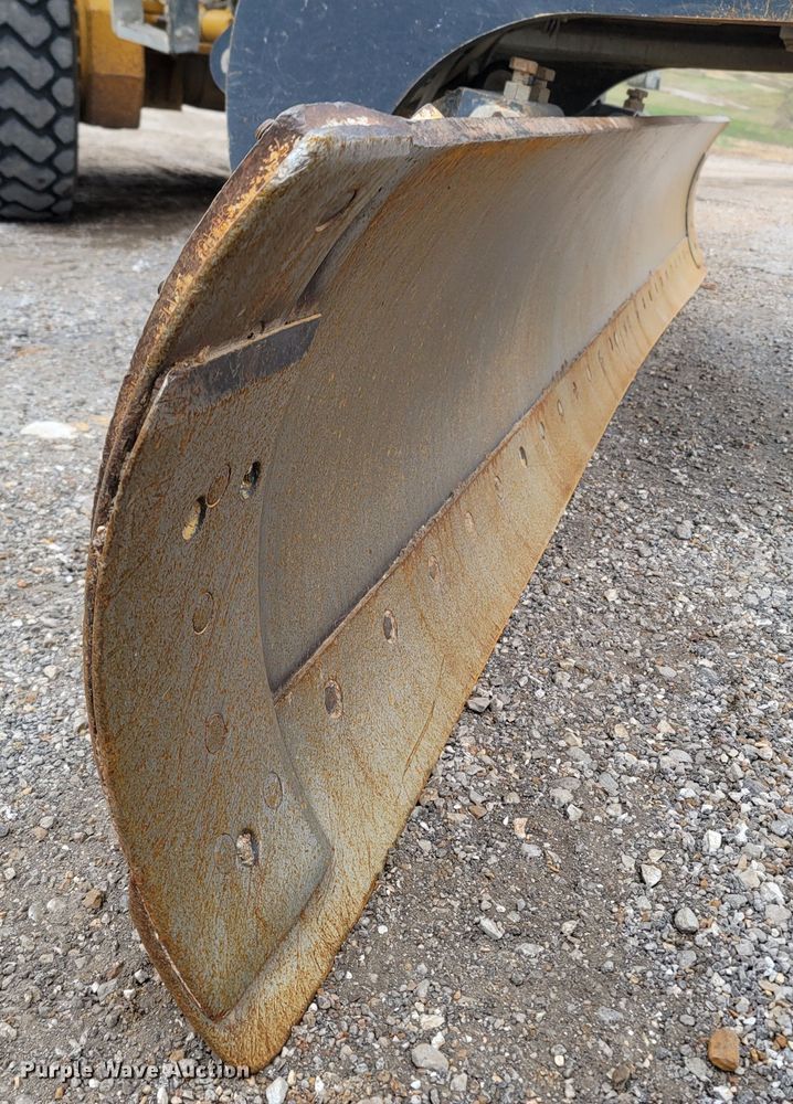 image for item DR3360 2012 John Deere 770G  motor grader