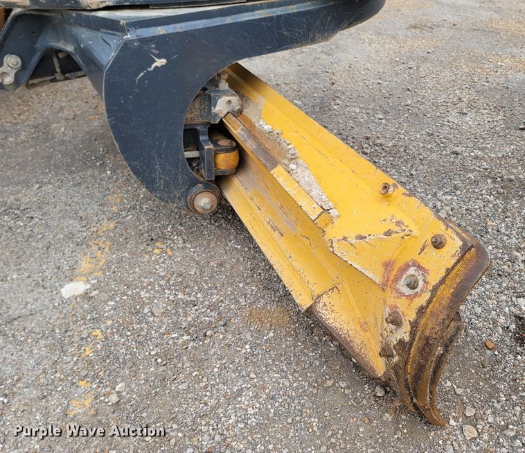 image for item DR3360 2012 John Deere 770G  motor grader