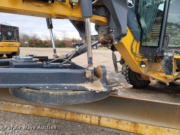 image for item DR3360 2012 John Deere 770G  motor grader