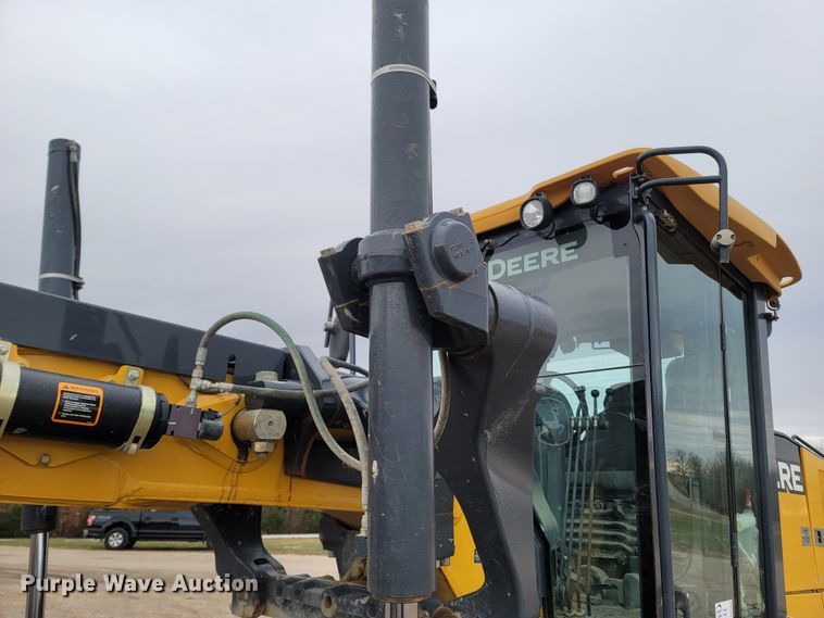 image for item DR3360 2012 John Deere 770G  motor grader