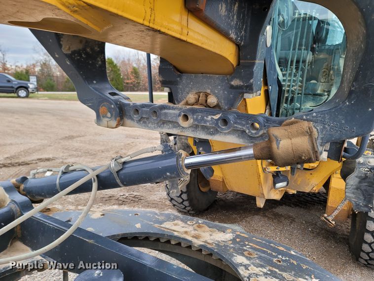 image for item DR3360 2012 John Deere 770G  motor grader