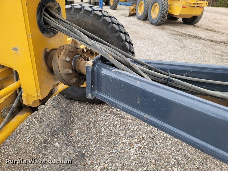 image for item DR3360 2012 John Deere 770G  motor grader