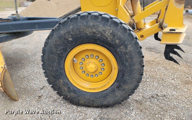 image for item DR3360 2012 John Deere 770G  motor grader