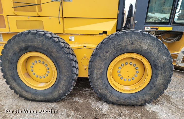 image for item DR3360 2012 John Deere 770G  motor grader