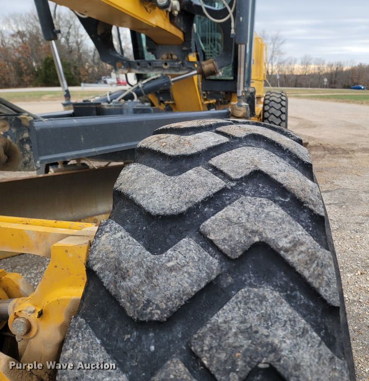 image for item DR3360 2012 John Deere 770G  motor grader