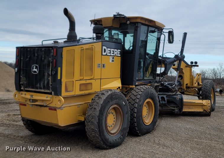 image for item DR3361 2013 John Deere 770G  motor grader