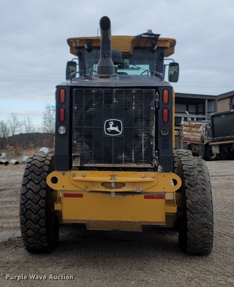 image for item DR3361 2013 John Deere 770G  motor grader