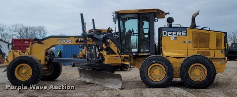 image for item DR3361 2013 John Deere 770G  motor grader
