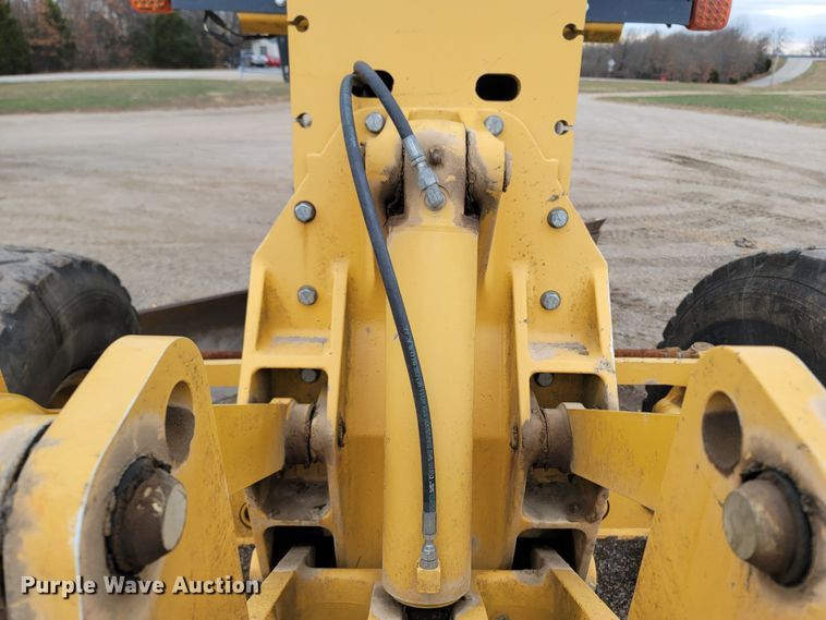 image for item DR3361 2013 John Deere 770G  motor grader