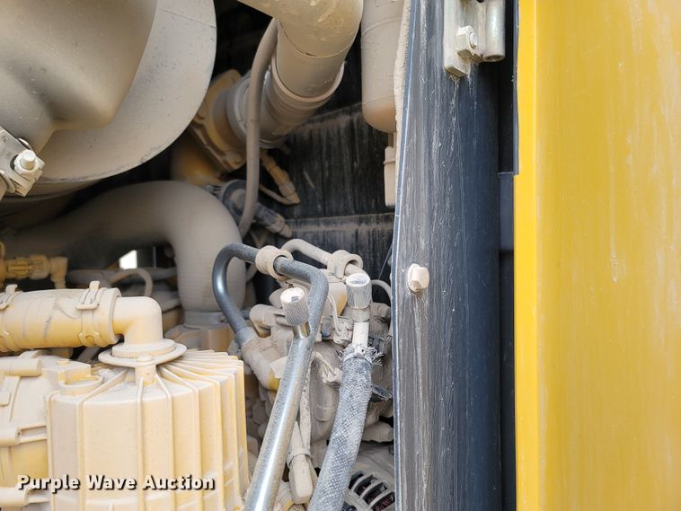 image for item DR3361 2013 John Deere 770G  motor grader