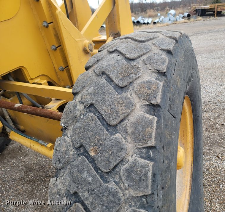 image for item DR3361 2013 John Deere 770G  motor grader