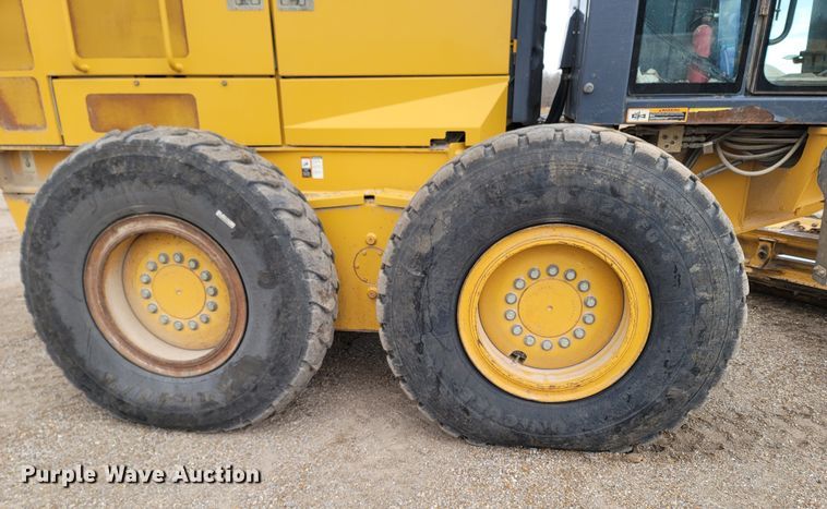 image for item DR3361 2013 John Deere 770G  motor grader