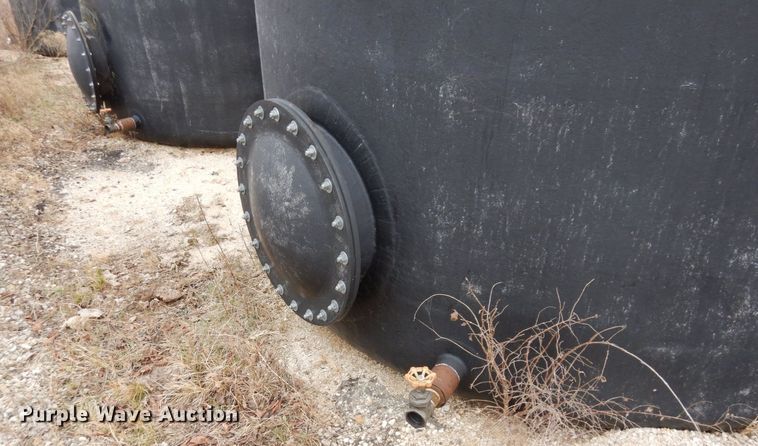 image for item DR8076 (4) Reddiglass Inc oilfield tanks
