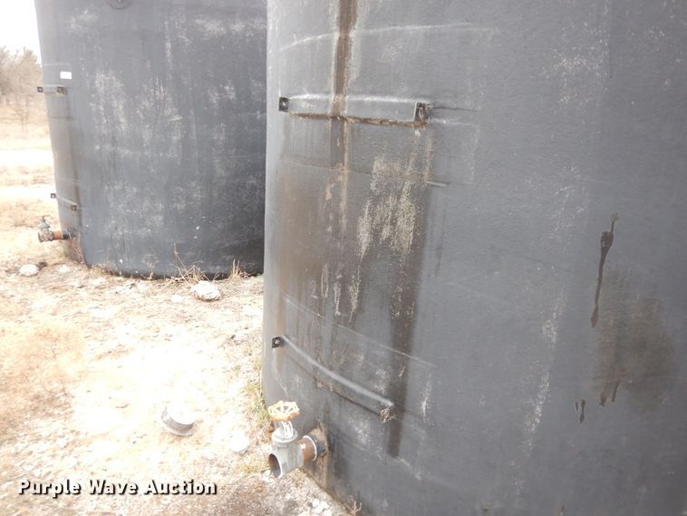 image for item DR8076 (4) Reddiglass Inc oilfield tanks