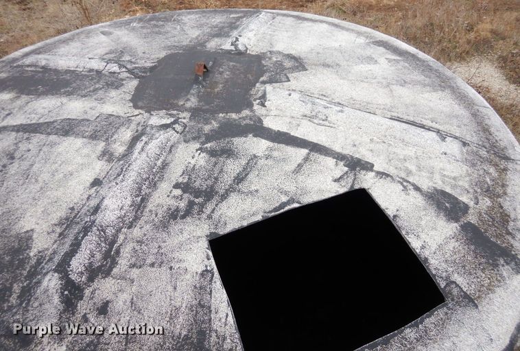 image for item DR8076 (4) Reddiglass Inc oilfield tanks