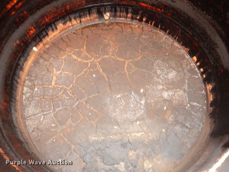 image for item DR8076 (4) Reddiglass Inc oilfield tanks