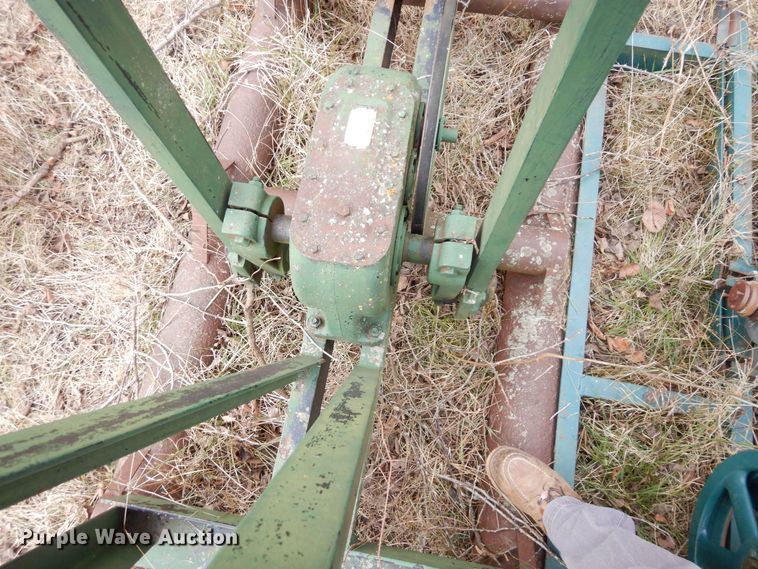 image for item DR8077 (13) pump jacks