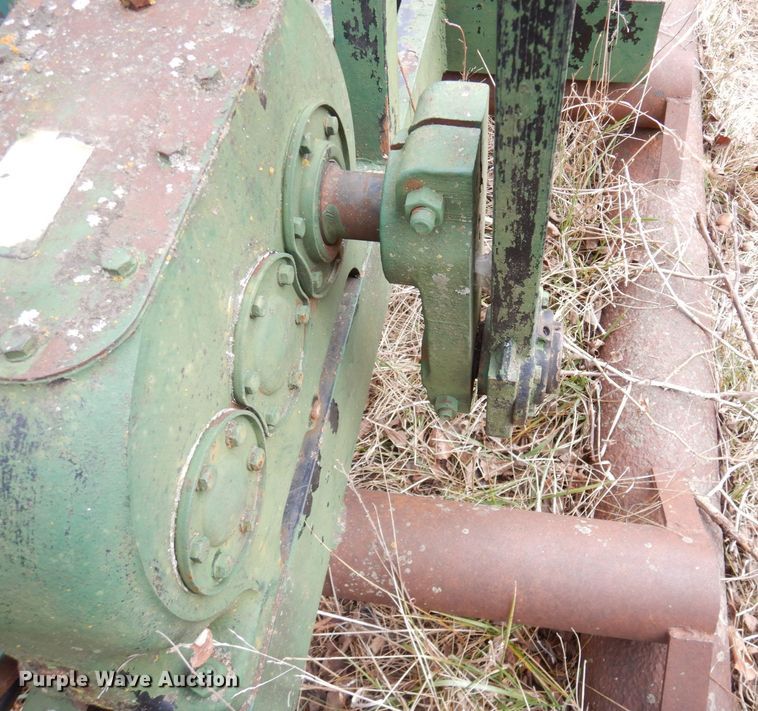 image for item DR8077 (13) pump jacks