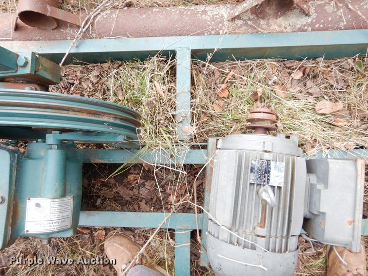 image for item DR8077 (13) pump jacks