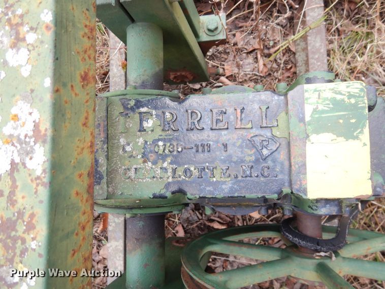 image for item DR8077 (13) pump jacks