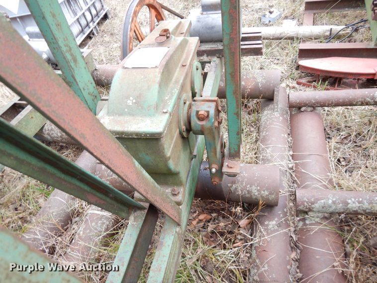 image for item DR8077 (13) pump jacks